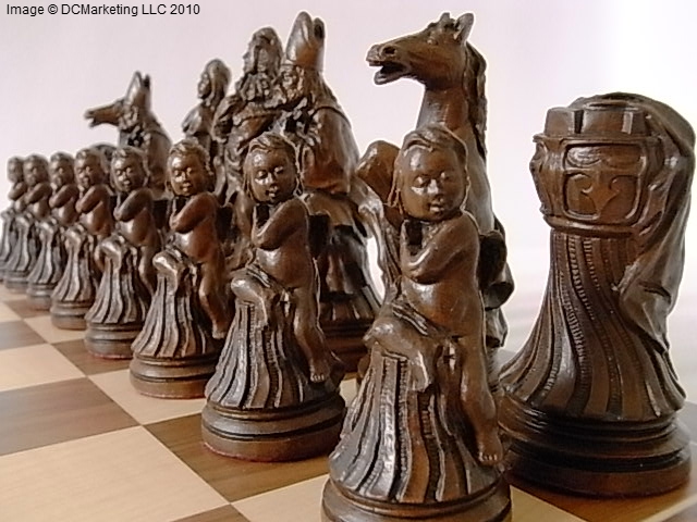 Louis XIV Plain Theme Chess Set